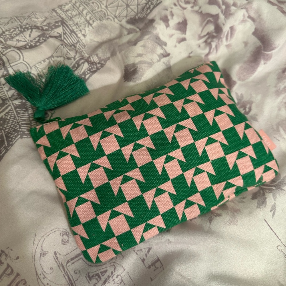 Ipsy bag